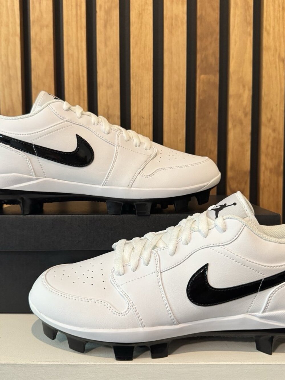 SIZE 11 MENS - Air Jordan 1 Retro Low MCS Baseball Cleats White Nike CJ8524-100